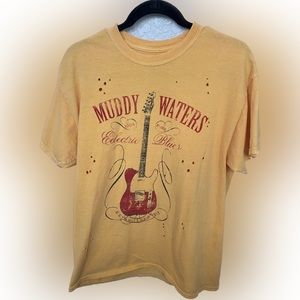 Muddy Waters women’s T-shirt